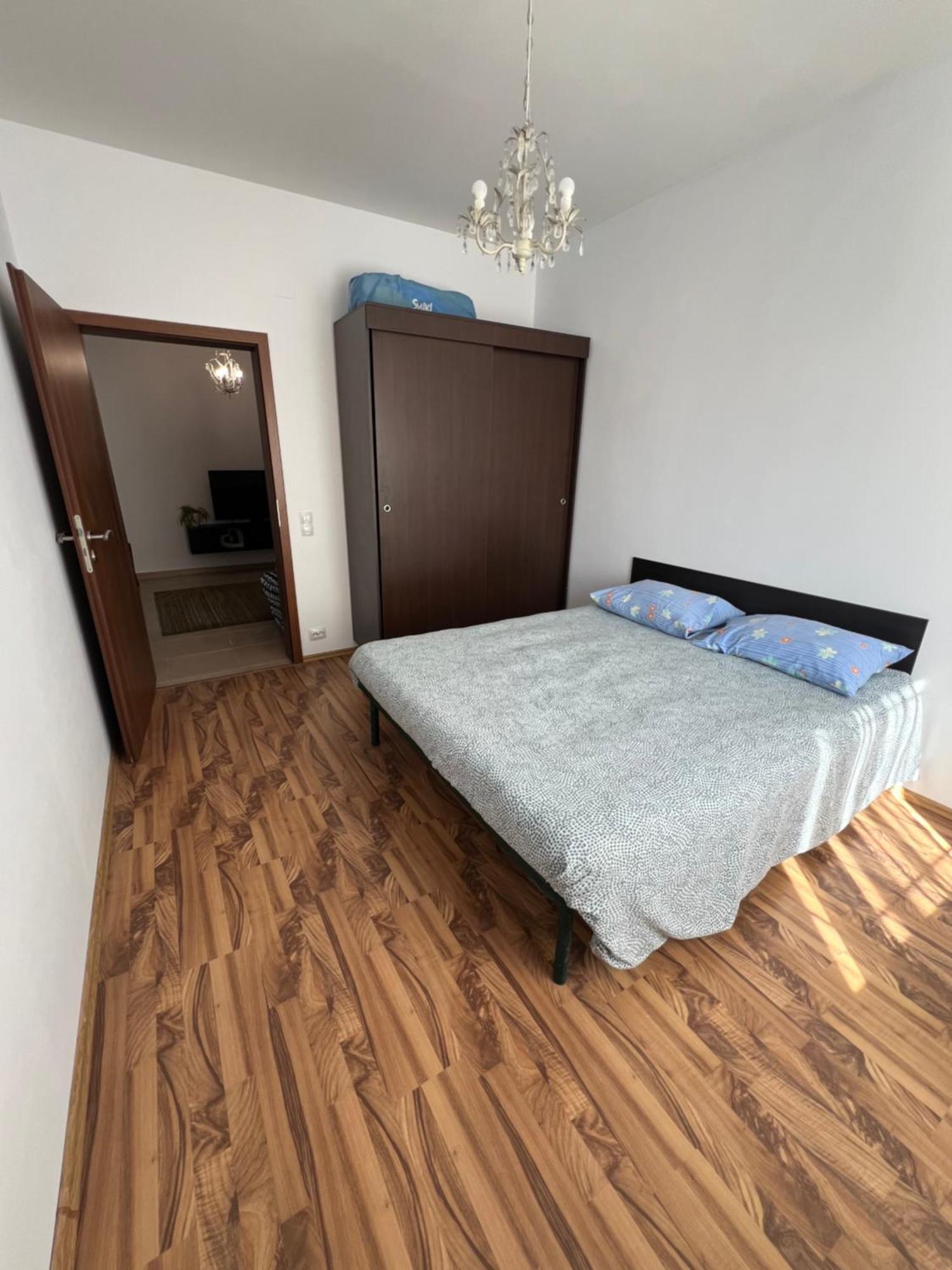 Ovidius Apartament Cisnadie Экстерьер фото